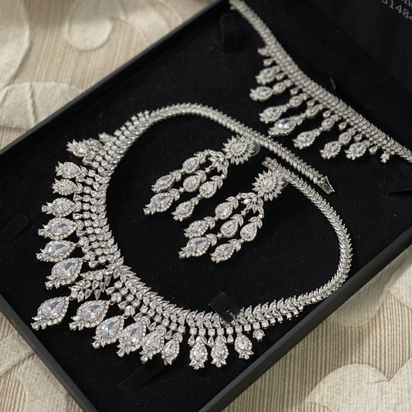 Jewelry necklace Set - Picture 1 of 4
